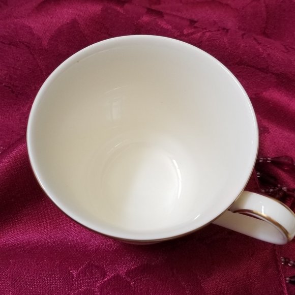 Royal Doulton Andover 5 pc Place Setting Elegant English Fine Bone China - Picture 5 of 12